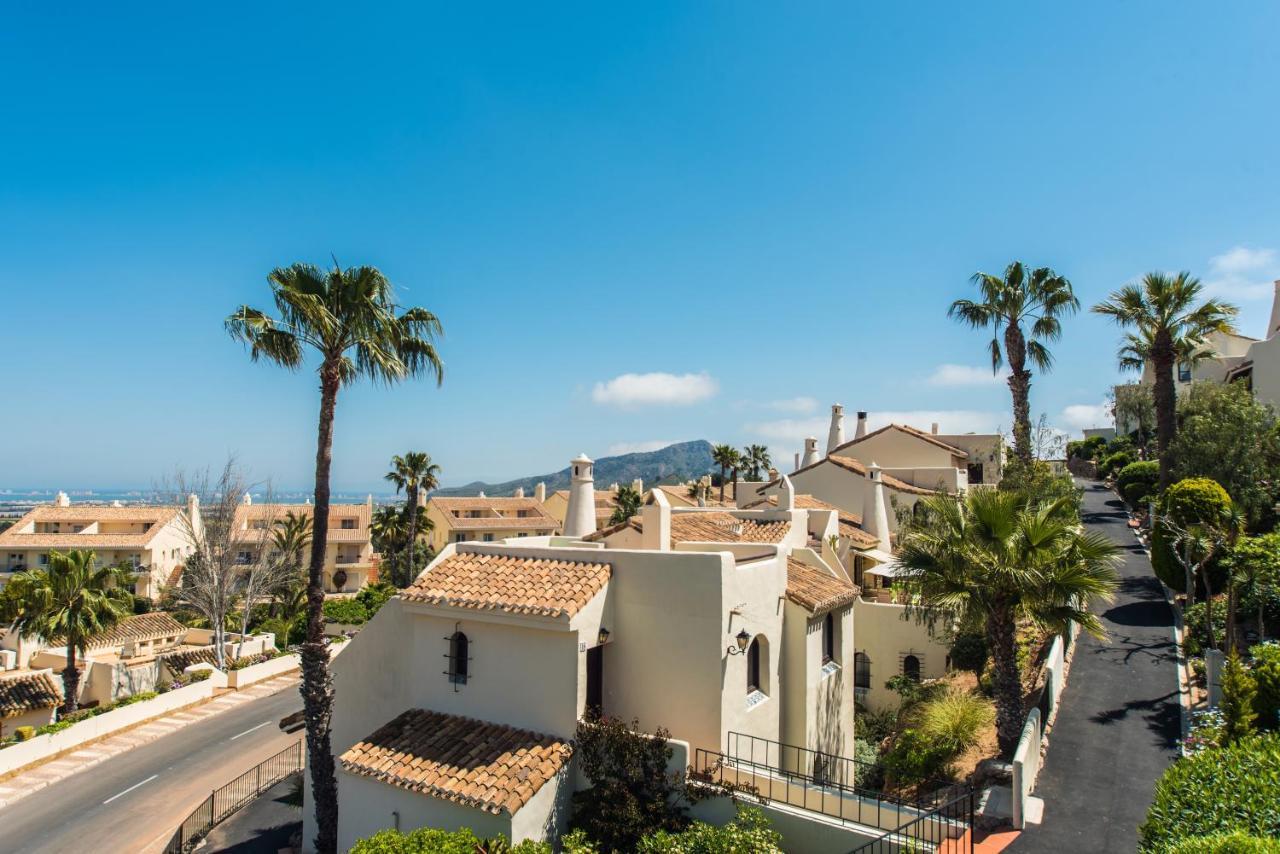Luxurioese Und Grossraeumige Villa Mit Community Pool, Sicht Auf Das Mittelmeer Sowie Dem Mar Menor, La Manga Club Atamaría Zewnętrze zdjęcie