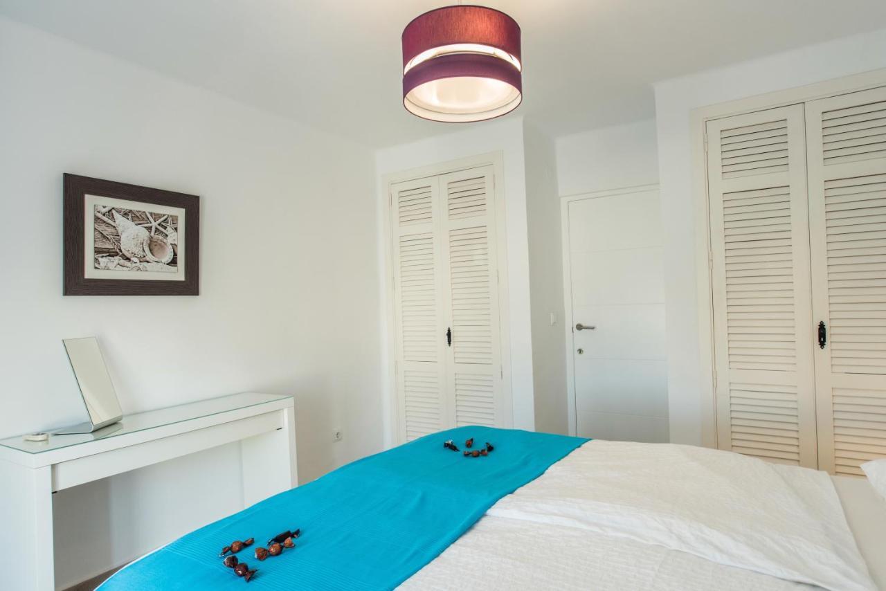 Luxurioese Und Grossraeumige Villa Mit Community Pool, Sicht Auf Das Mittelmeer Sowie Dem Mar Menor, La Manga Club Atamaría Zewnętrze zdjęcie