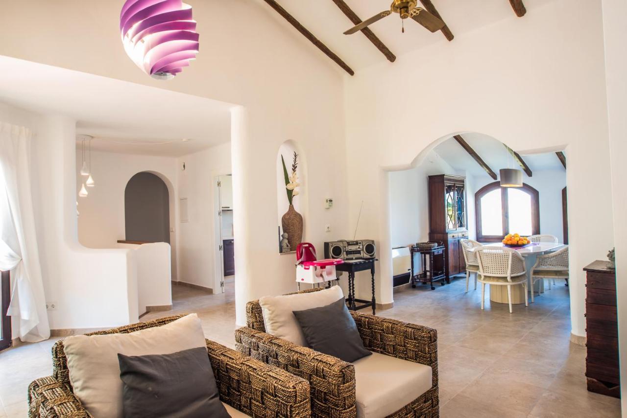 Luxurioese Und Grossraeumige Villa Mit Community Pool, Sicht Auf Das Mittelmeer Sowie Dem Mar Menor, La Manga Club Atamaría Zewnętrze zdjęcie