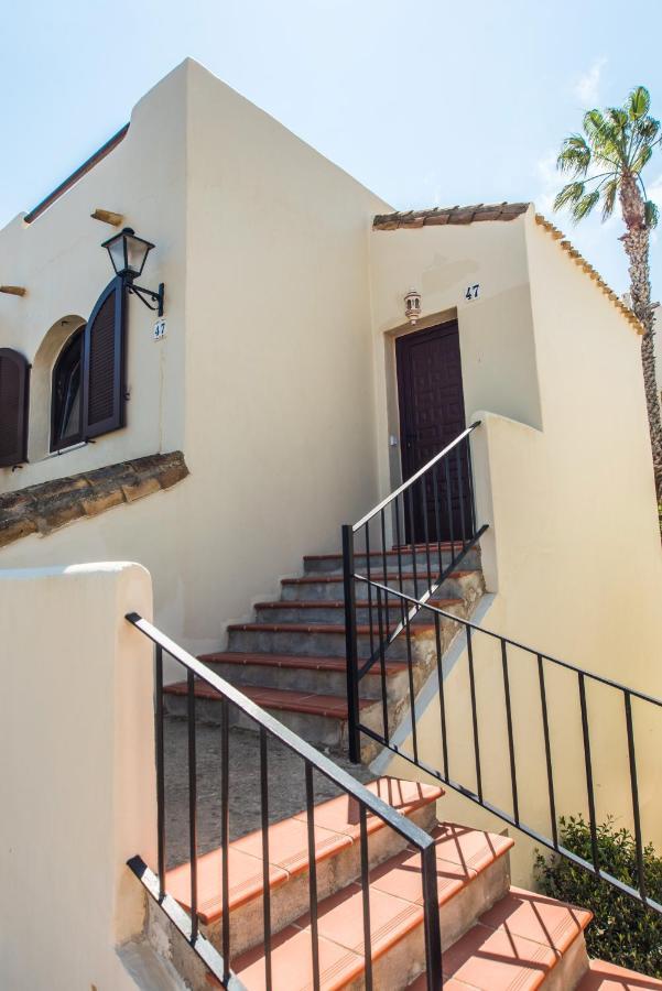 Luxurioese Und Grossraeumige Villa Mit Community Pool, Sicht Auf Das Mittelmeer Sowie Dem Mar Menor, La Manga Club Atamaría Zewnętrze zdjęcie