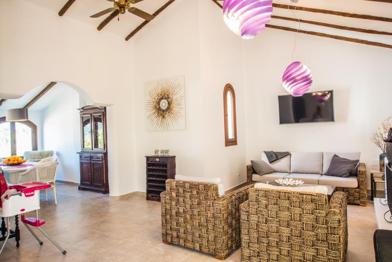 Luxurioese Und Grossraeumige Villa Mit Community Pool, Sicht Auf Das Mittelmeer Sowie Dem Mar Menor, La Manga Club Atamaría Zewnętrze zdjęcie